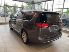 Used 2019 Chrysler Pacifica Limited FWD at Suburban Ford of Sterling Heights near Sterling Heights, MI
