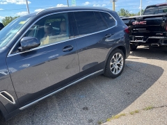 Used 2019 BMW X5 xDrive40i Sports Activity Vehicle at Suburban Ford of Sterling Heights near Sterling Heights, MI