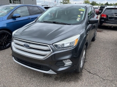 Used 2019 Ford Escape 4d SUV 4WD SE at Maxx Loans near ,