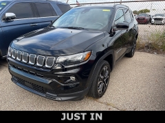 Used 2022 Jeep Compass Limited 4x4 at Suburban Ford of Sterling Heights near Sterling Heights, MI