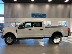Used 2017  Ford Super Duty F-250 SRW 4WD Crew Cab Box at Maxx Loans near St. Adrian, MI