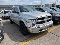 Used 2016 Ram 1500 4WD Crew Cab 140.5" Outdoorsman at Maxx Loans near St. Adrian, MI