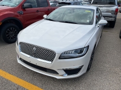 Used 2019 Lincoln MKZ Hybrid 4d Sedan FWD Reserve II at Suburban Ford of Sterling Heights near Sterling Heights, MI