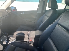 Used 2016 Volkswagen Tiguan 4MOTION 4dr Auto at Suburban Ford of Sterling Heights near Sterling Heights, MI