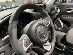 Used 2021 Jeep Renegade Latitude 4x4 at Suburban Ford of Sterling Heights near Sterling Heights, MI