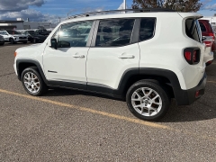 Used 2020  Jeep Renegade Latitude 4x4 at Maxx Loans near St. Adrian, MI