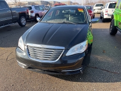 Used 2012  Chrysler 200 4d Sedan Limited at Maxx Loans near St&period; Adrian&comma; MI