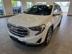 Used 2021  GMC Terrain FWD 4dr SLT at Maxx Loans near St&period; Adrian&comma; MI