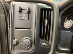 Used 2018  Chevrolet Silverado 1500 4WD Crew Cab at Maxx Loans near St&period; Adrian&comma; MI