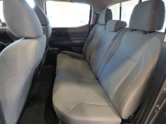 Used 2020  Toyota Tacoma 4WD Double Cab 6' Bed V6 AT &lpar;Natl&rpar; at Maxx Loans near St&period; Adrian&comma; MI