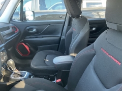 Used 2023  Jeep Renegade Trailhawk 4x4 at Maxx Loans near St. Adrian, MI