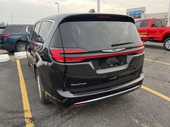 Used 2023 Chrysler Pacifica Touring L FWD at Maxx Loans near ,