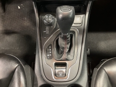 Used 2020  Jeep Cherokee Trailhawk 4x4 at Maxx Loans near St&period; Adrian&comma; MI