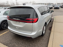 Used 2023  Chrysler Pacifica Touring L FWD at Maxx Loans near St&period; Adrian&comma; MI