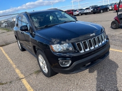 Used 2017  Jeep Compass Latitude 4x4 &ast;Ltd Avail&ast; at Maxx Loans near St&period; Adrian&comma; MI