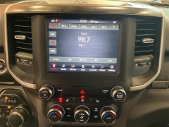 Used 2020  Ram 1500 Big Horn 4x4 Crew Cab 5'7" Box at Maxx Loans near St&period; Adrian&comma; MI