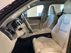 Used 2022  Volvo XC90 T6 AWD Inscription 7P at Maxx Loans near St&period; Adrian&comma; MI