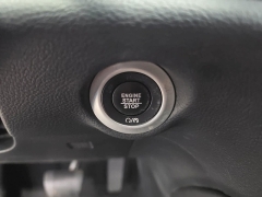 Used 2025  Chrysler Pacifica Limited FWD at Maxx Loans near St&period; Adrian&comma; MI