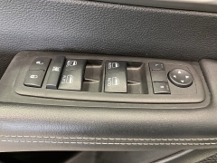 Used 2025  Chrysler Pacifica Select FWD at Maxx Loans near St. Adrian, MI