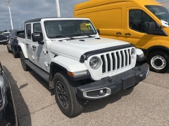 Used 2020 Jeep Gladiator Overland 4x4 at Maxx Loans near St. Adrian, MI