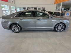 Used 2017  Lincoln MKZ 4d Sedan AWD Select at Maxx Loans near St&period; Adrian&comma; MI