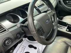 Used 2011  Ford Taurus 4d Sedan SEL at Maxx Loans near St&period; Adrian&comma; MI