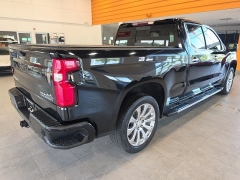 Used 2019  Chevrolet Silverado 1500 4WD Crew Cab 157" High Country at Maxx Loans near St&period; Adrian&comma; MI