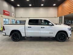 Used 2022  Ram 1500 Sport 4x4 Crew Cab 5'7" Box at Maxx Loans near St&period; Adrian&comma; MI