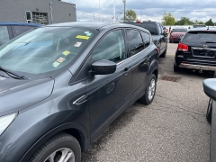 Used 2019 Ford Escape 4d SUV 4WD SE at Maxx Loans near ,