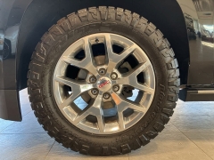 Used 2017  Chevrolet Tahoe 4d SUV 4WD Premier at Maxx Loans near St&period; Adrian&comma; MI