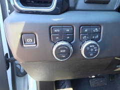 Used 2025  GMC Sierra 2500HD 4WD Crew Cab 159" Denali at Maxx Loans near St&period; Adrian&comma; MI