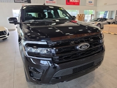 Used 2023  Ford Expedition Limited 4x4 at Maxx Loans near St&period; Adrian&comma; MI