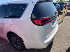 Used 2022 Chrysler Pacifica Hybrid Touring L FWD at Suburban Ford of Sterling Heights near Sterling Heights, MI