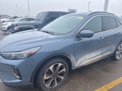 Used 2023  Ford Escape Platinum AWD at Maxx Loans near St&period; Adrian&comma; MI