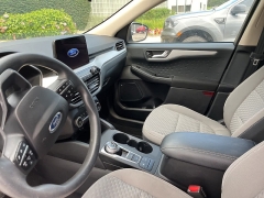 Used 2020 Ford Escape 4d SUV FWD SE at Suburban Ford of Sterling Heights near Sterling Heights, MI