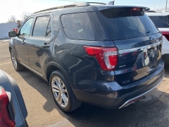 Used 2017  Ford Explorer 4d SUV 4WD XLT at Maxx Loans near St&period; Adrian&comma; MI