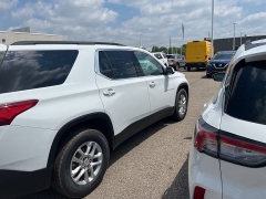 Used 2021 Chevrolet Traverse AWD 4dr LT Cloth w/1LT at Suburban Ford of Sterling Heights near Sterling Heights, MI