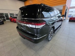 Used 2022  Lincoln Navigator Reserve 4x4 at Maxx Loans near St&period; Adrian&comma; MI