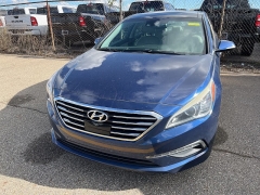 Used 2015  Hyundai Sonata 4dr Sdn 2.4L Limited at Maxx Loans near St. Adrian, MI