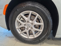 Used 2024  Chrysler Pacifica Touring L FWD at Maxx Loans near St&period; Adrian&comma; MI