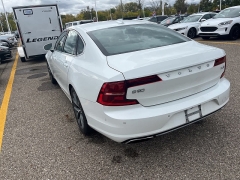 Used 2017 Volvo S90 4d Sedan AWD T6 Momentum at Maxx Loans near St. Adrian, MI