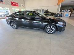 Used 2025  Nissan Altima SV FWD at Maxx Loans near St&period; Adrian&comma; MI
