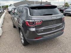 Used 2022 Jeep Compass Limited 4x4 at Suburban Ford of Sterling Heights near Sterling Heights, MI