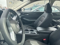 Used 2025  Nissan Altima SV FWD at Maxx Loans near St&period; Adrian&comma; MI