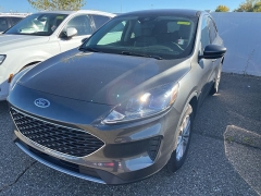 Used 2020 Ford Escape 4d SUV AWD SE at Suburban Ford of Sterling Heights near Sterling Heights, MI