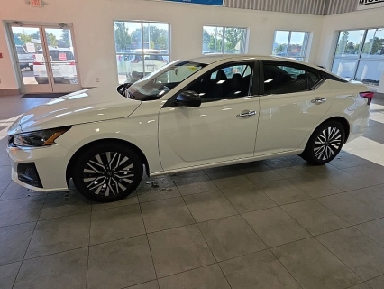 2025 Nissan Altima