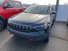 Used 2020  Jeep Cherokee Trailhawk 4x4 at Maxx Loans near St&period; Adrian&comma; MI