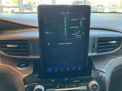 Used 2022 Ford Explorer Platinum 4WD at Suburban Ford of Sterling Heights near Sterling Heights, MI