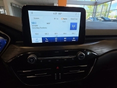 Used 2020  Ford Escape 4d SUV AWD Titanium at Maxx Loans near St&period; Adrian&comma; MI