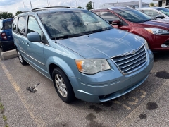 Used 2009  Chrysler Town & Country 4d Wagon Touring at Maxx Loans near St&period; Adrian&comma; MI